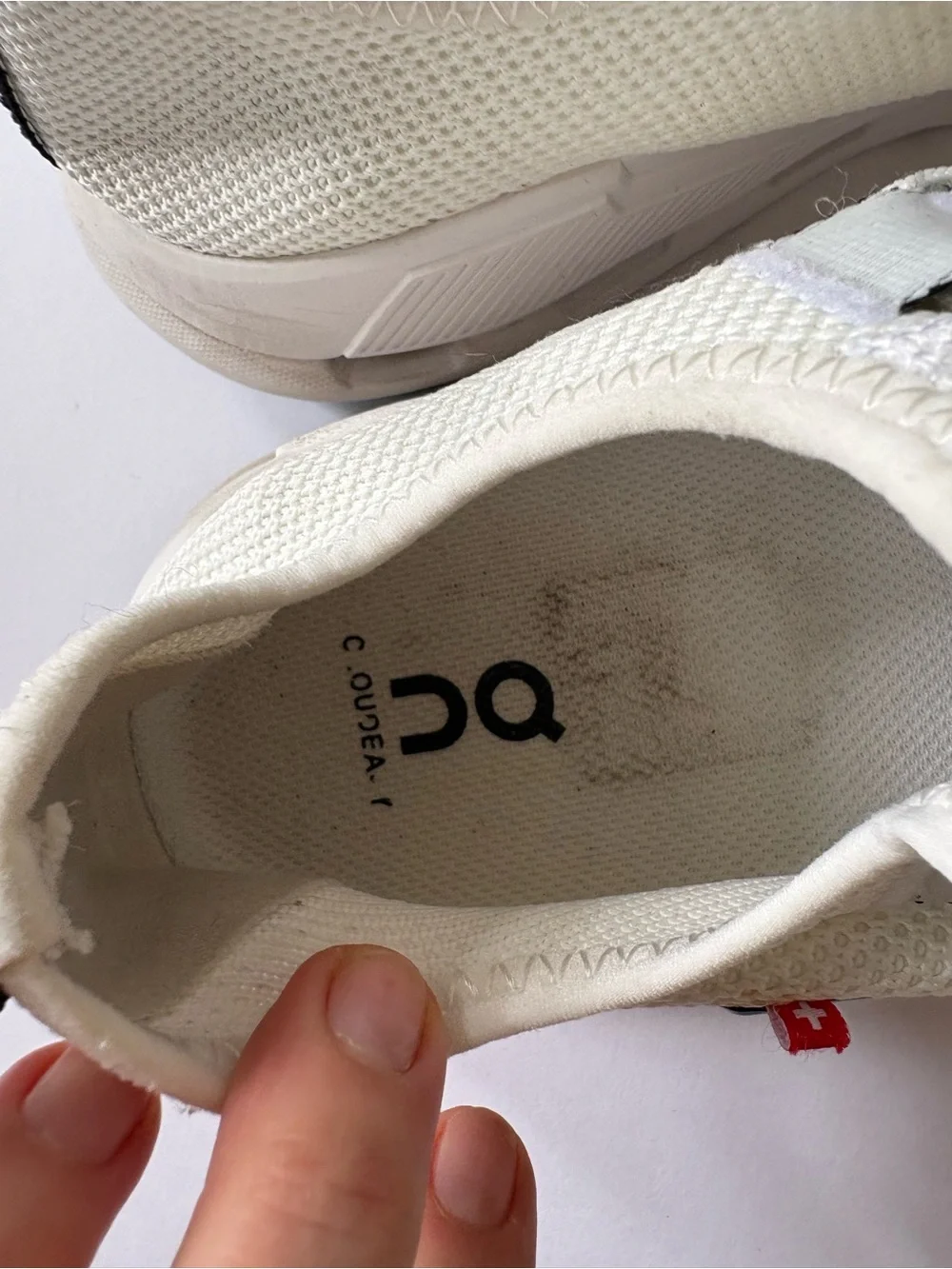 On Running Cloudeasy Shoes Women’s 9 White Black Mesh Lace up Running sneaker